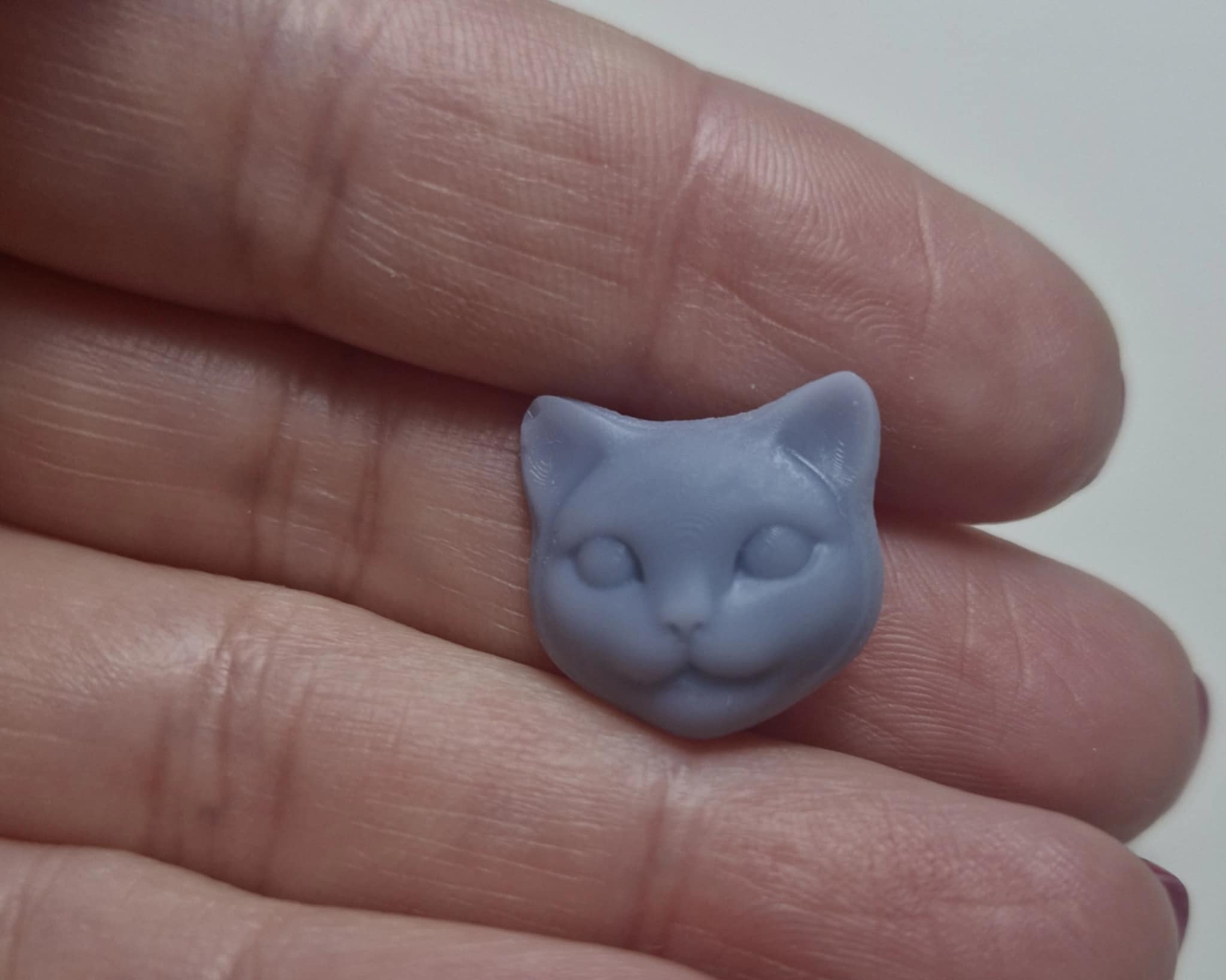Cat Head Pendant - Soft Minimal Style - 3D Printable Model