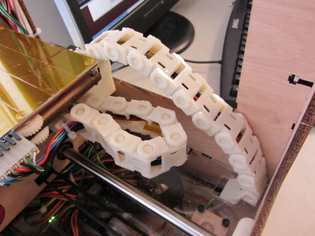 TOM build platform cable management system