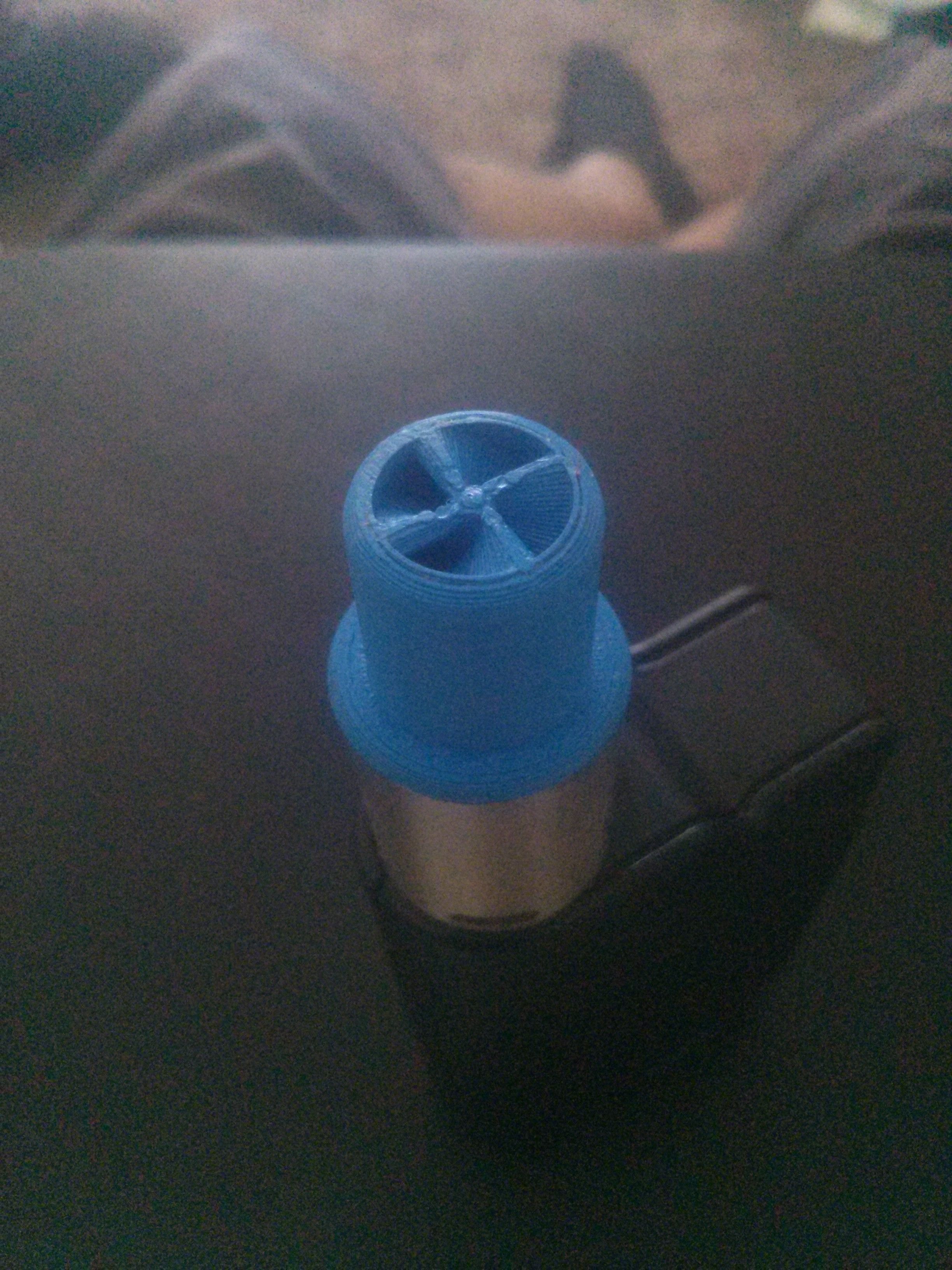 Wide bore drip tip with spiral insides